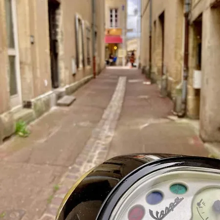 Croissant De Lune - Coeur De - Old Town Bayeux