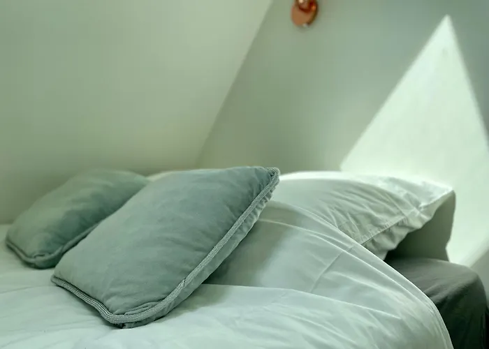 Croissant De Lune - Coeur De - Old Town * Bayeux